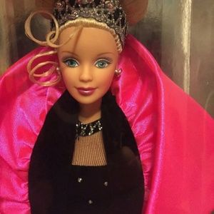 1998 Holiday Barbie